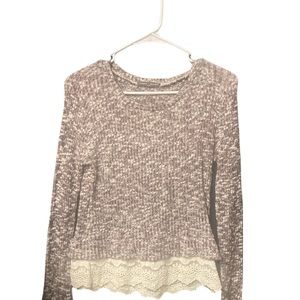 Women’s light weight sweater type long sleeve